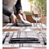 Kép 2/2 - Textilhatású tányéralátét – Guormet - kockás, fekete